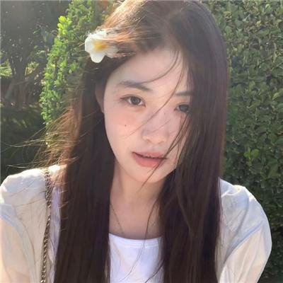 周晓雯